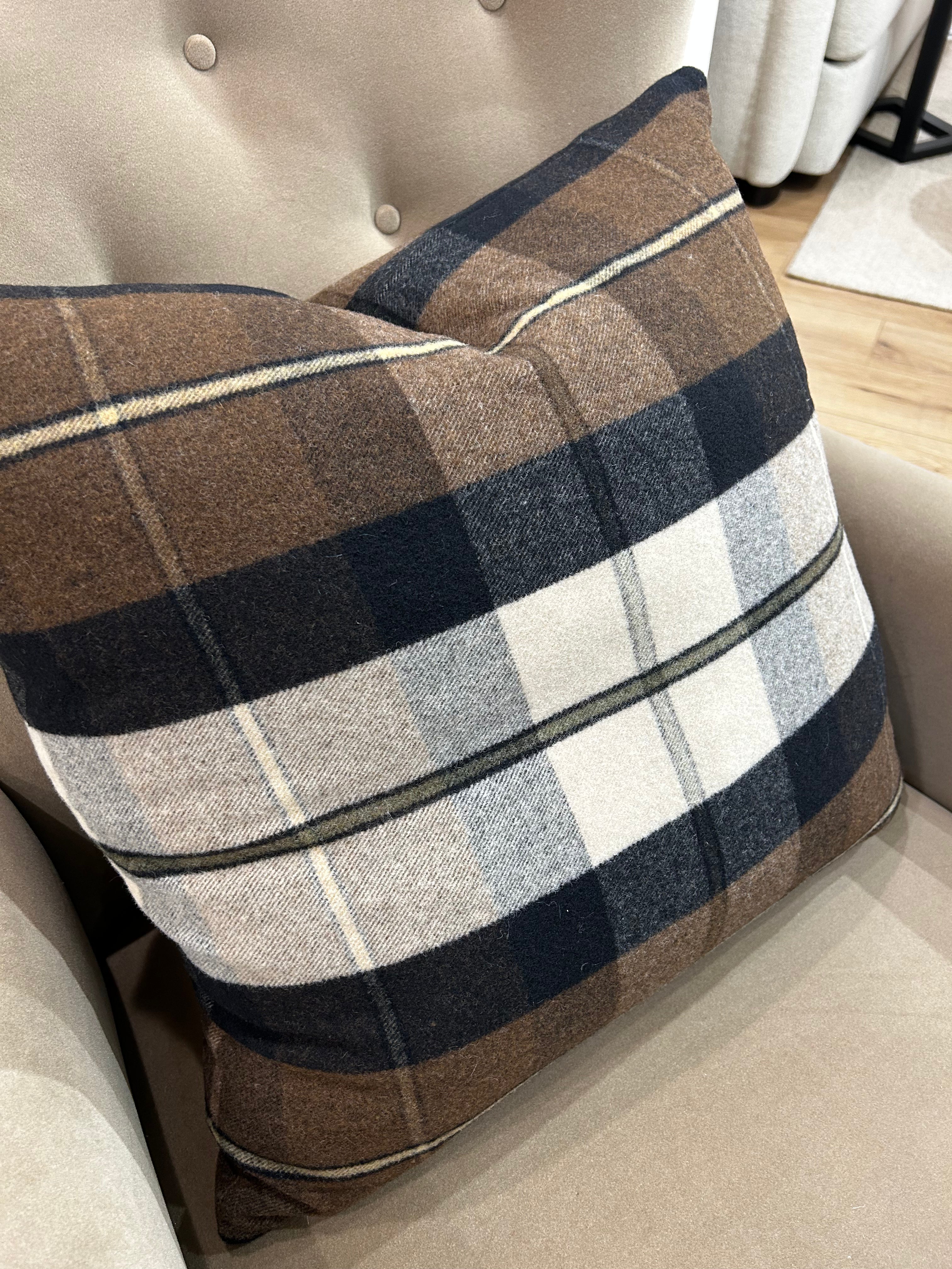 Wexford 22" Knife Edge Plaid Pillow