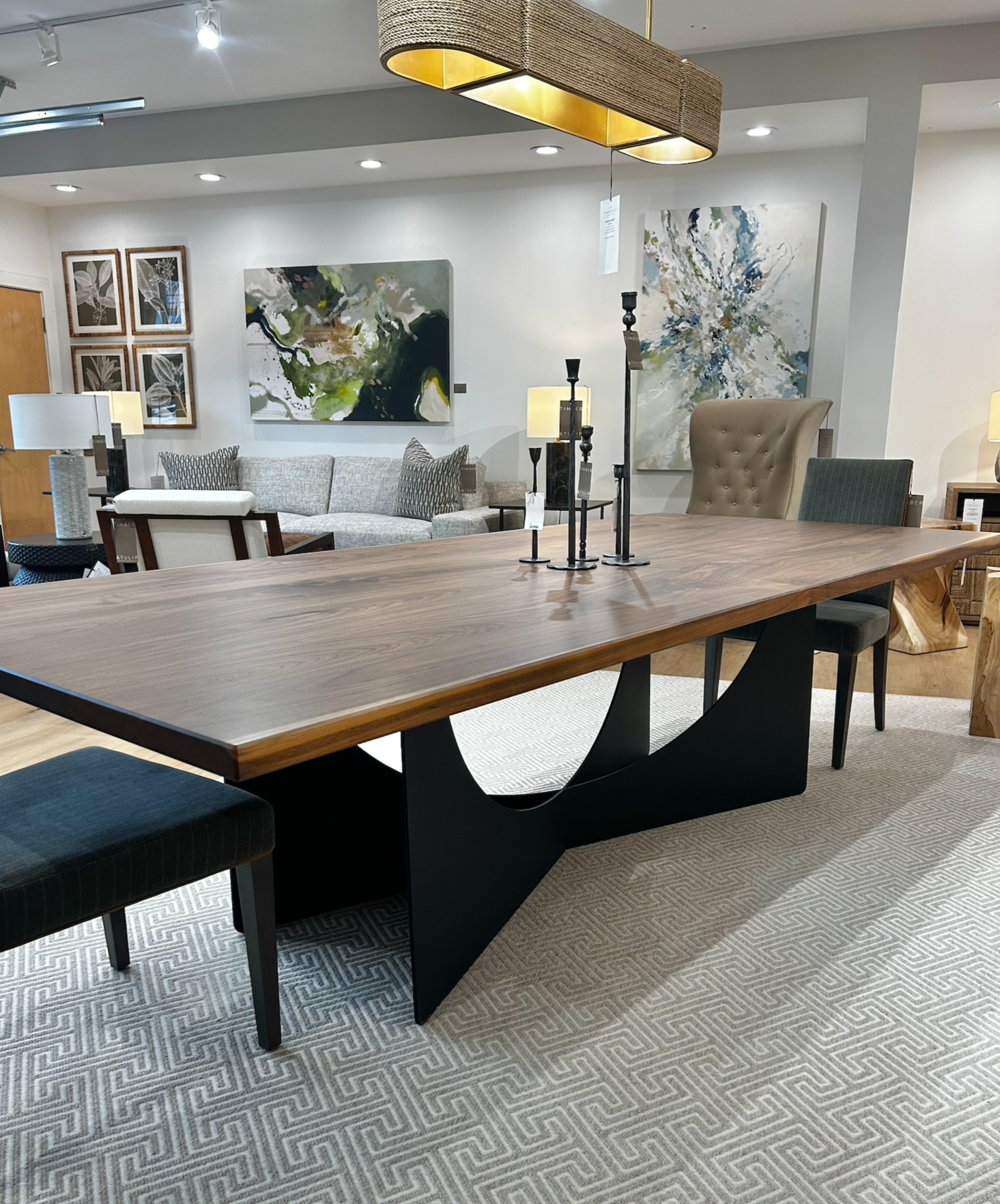 Vera Dining Table