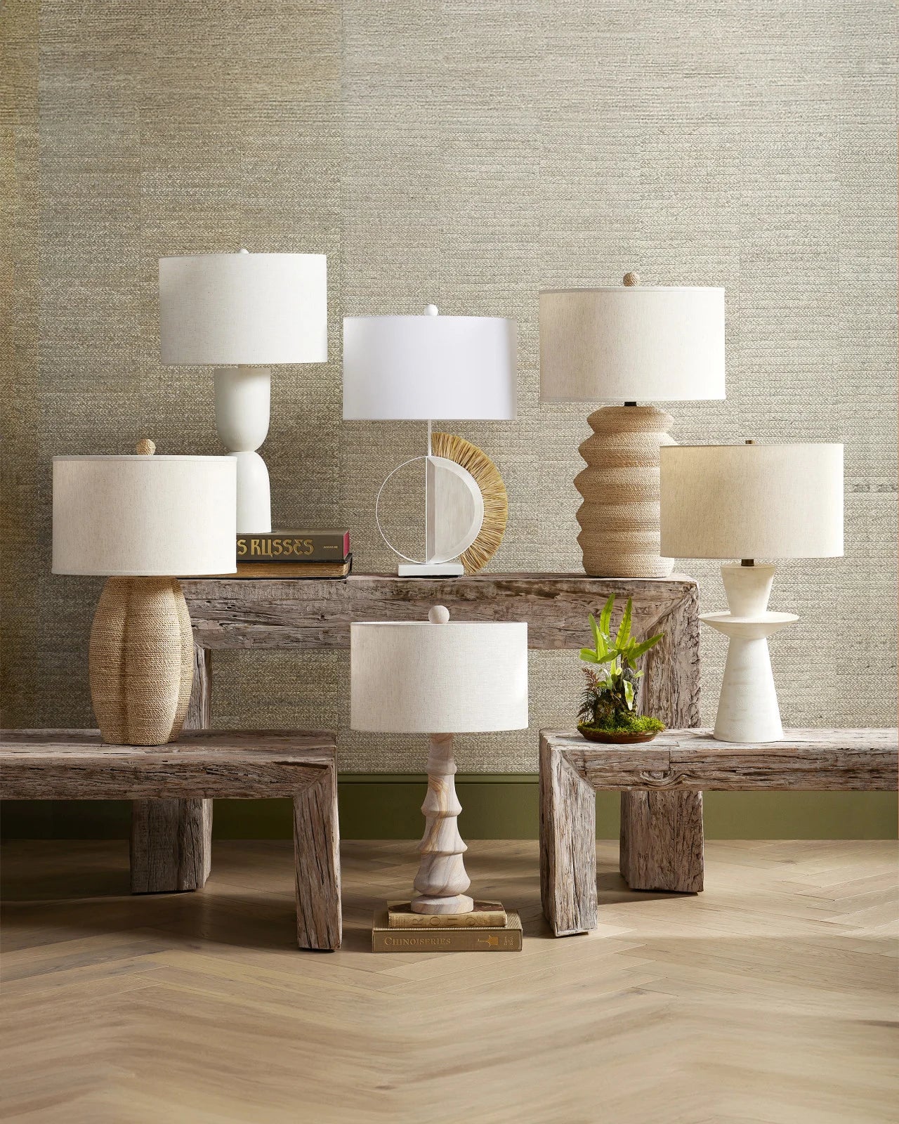 Petra Table Lamp