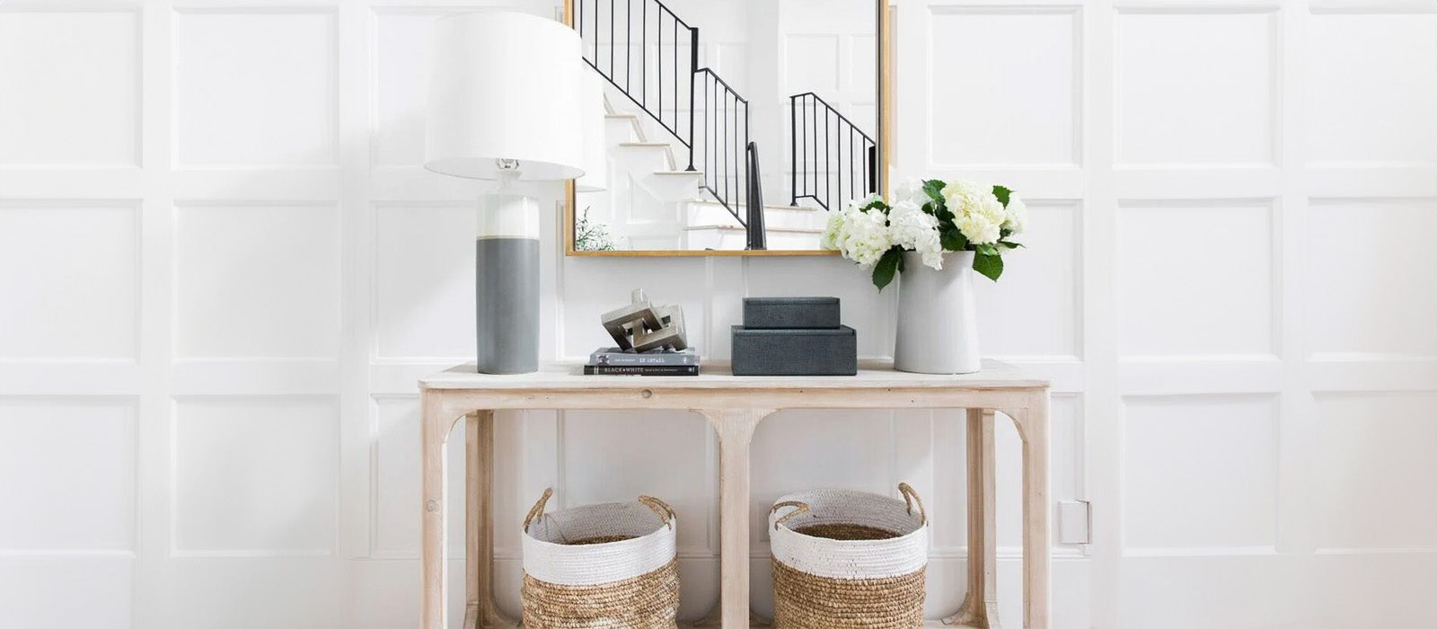 Entryway Styling - Making the Perfect First Impression